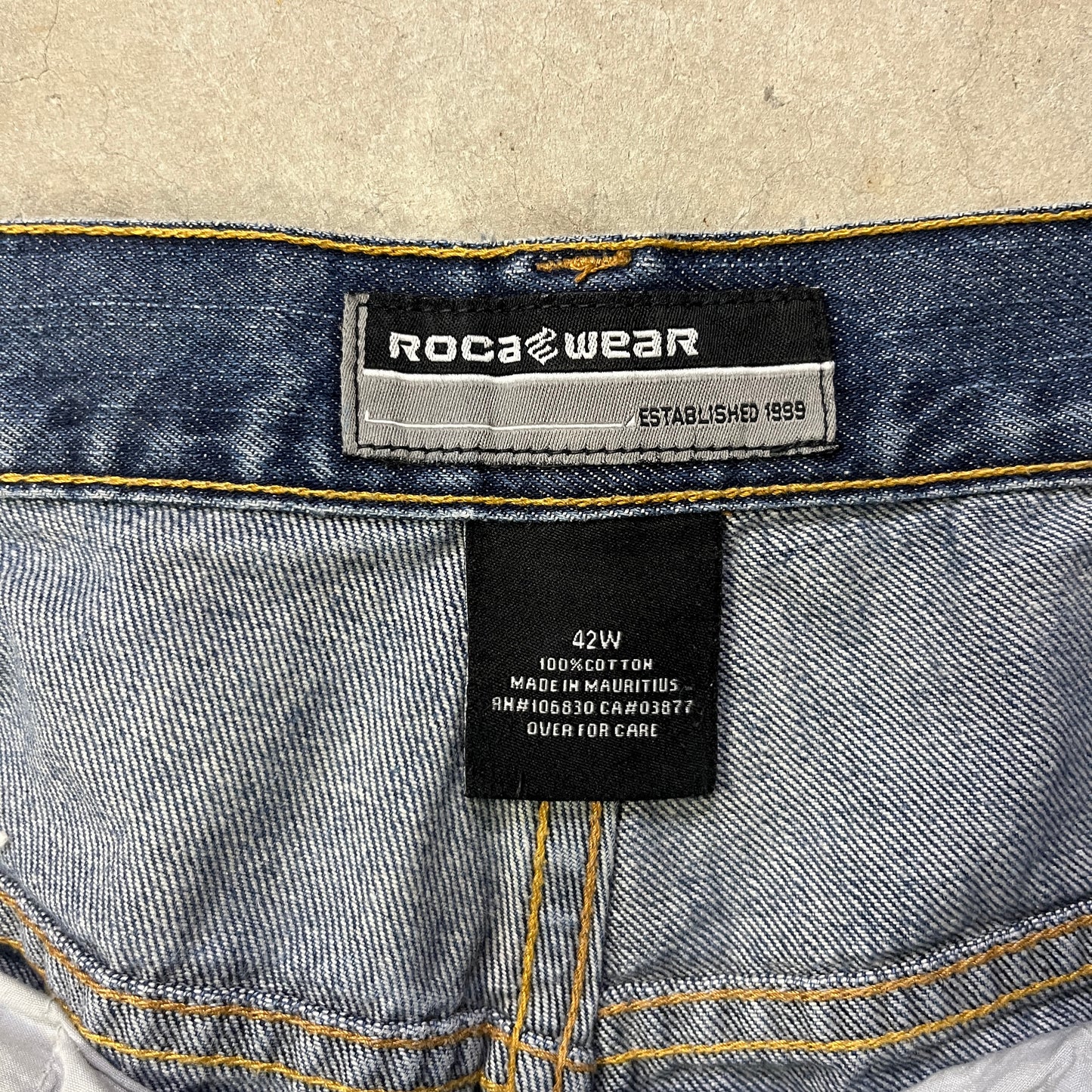 Vintage Rocawear Jorts (42US)
