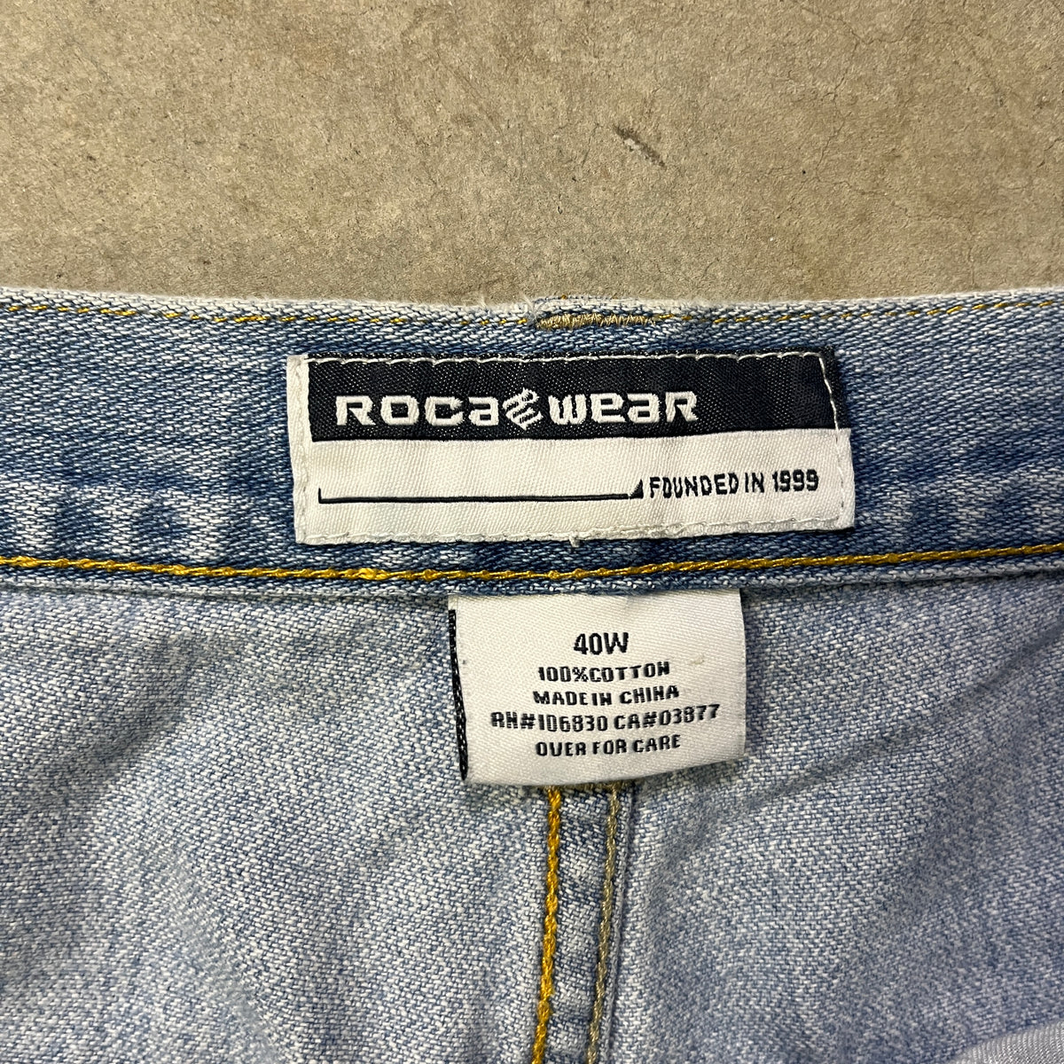 Jorts Rocawear vintage (taille US 40)