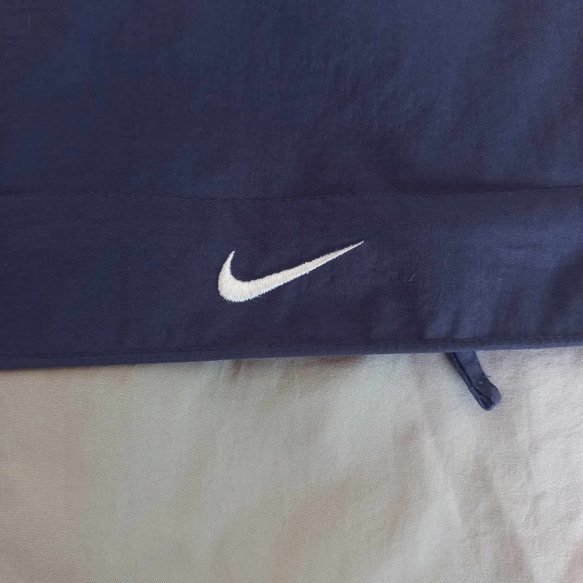 Veste de survêtement vintage Nike (Taille L)