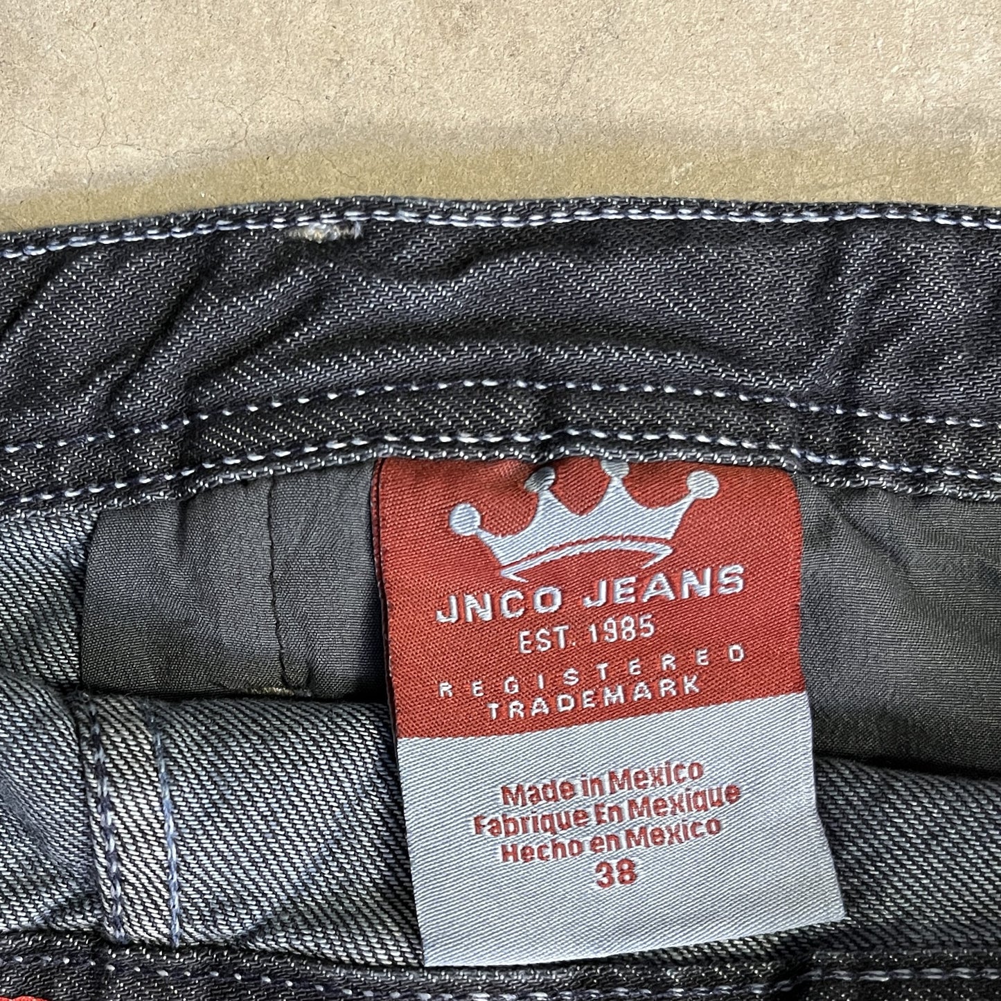 Vintage JNCO Jorts (38US)