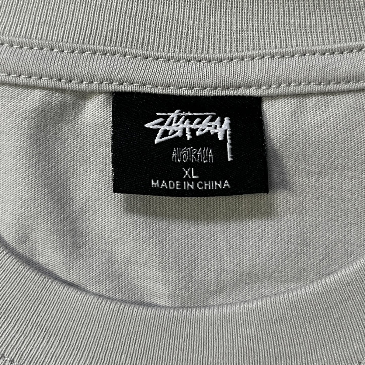 Stüssy Grafik-T-Shirt (XL)