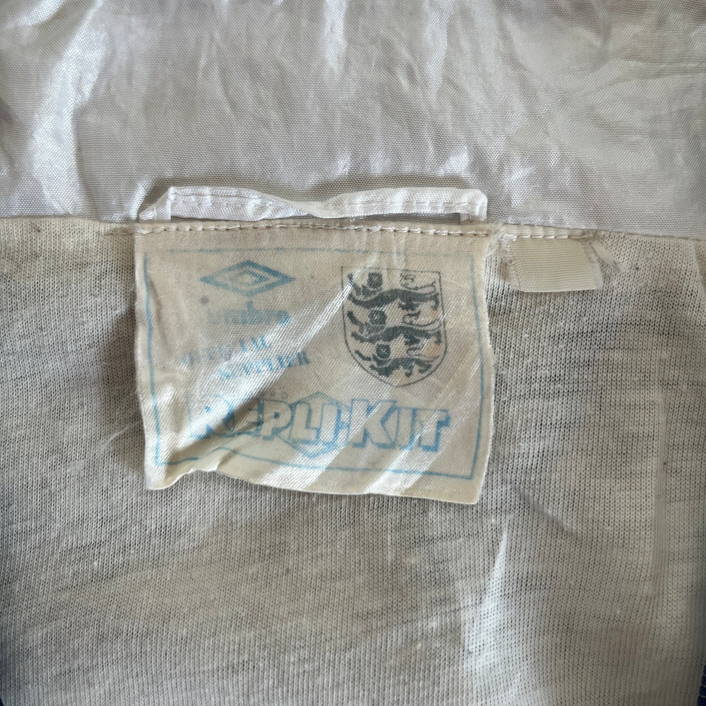 RARE Vintage Umbro X England 90/92 Trackjacket (M)