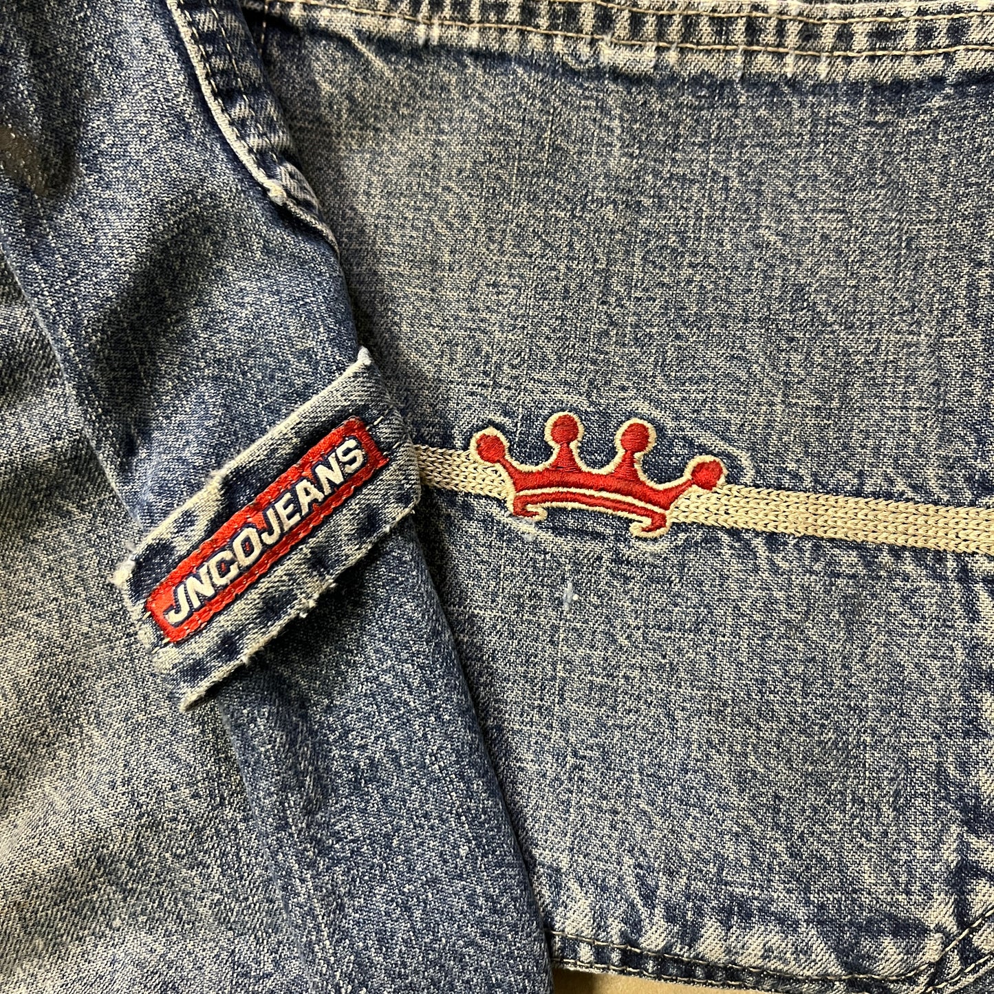 RARE Vintage JNCO Crown Jeans (32x32US)