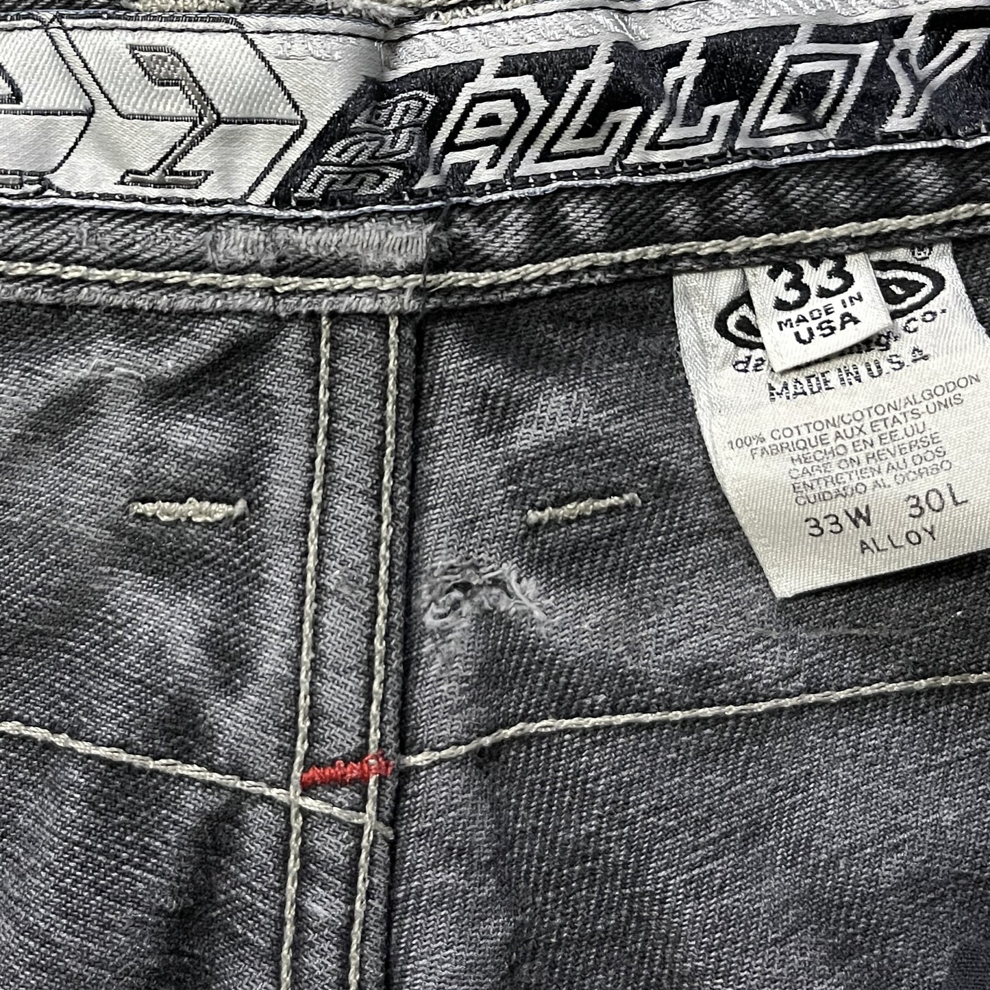 RARE Vintage JNCO Alloy Jeans (33x30US)
