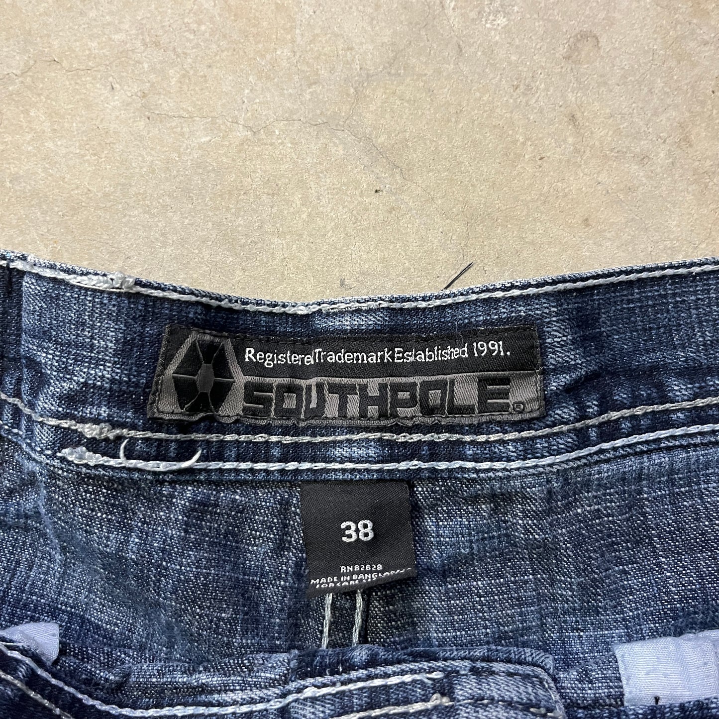 Short en jean vintage Southpole (38US)