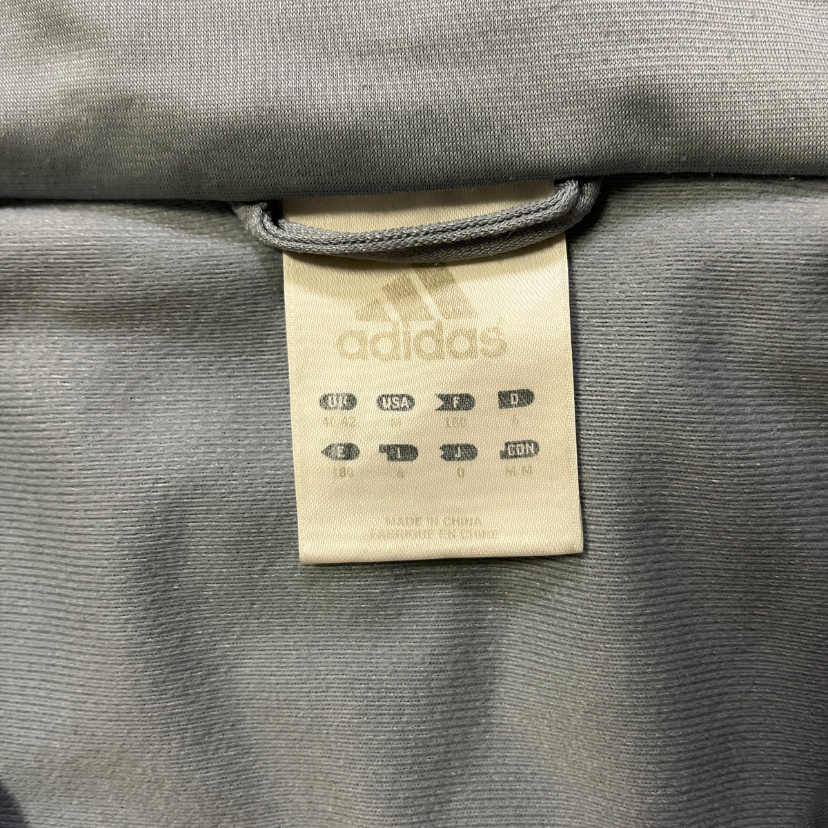Vintage Adidas Zip-up Jacket / Back Design (M)