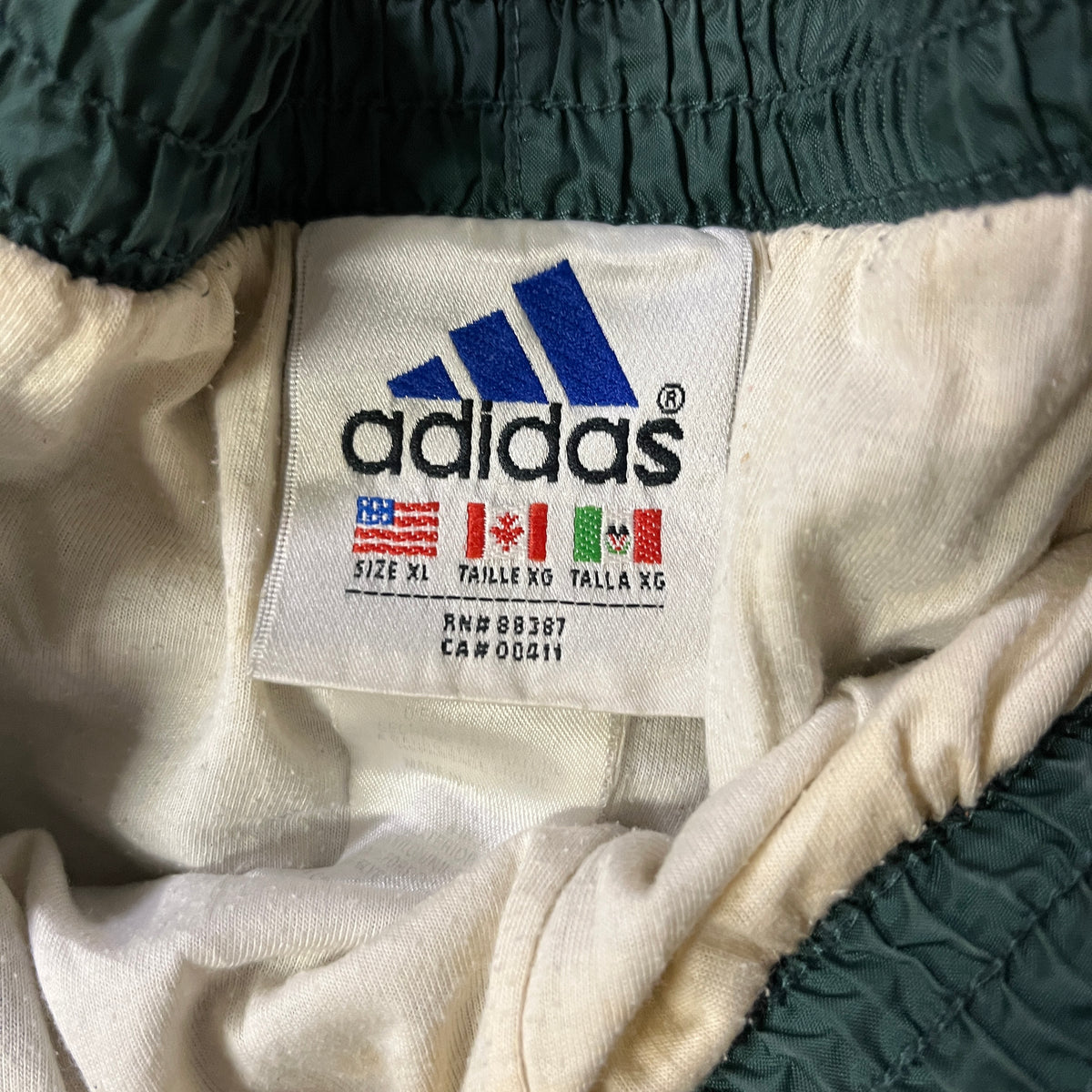 Vintage Adidas Trackpant (XL)