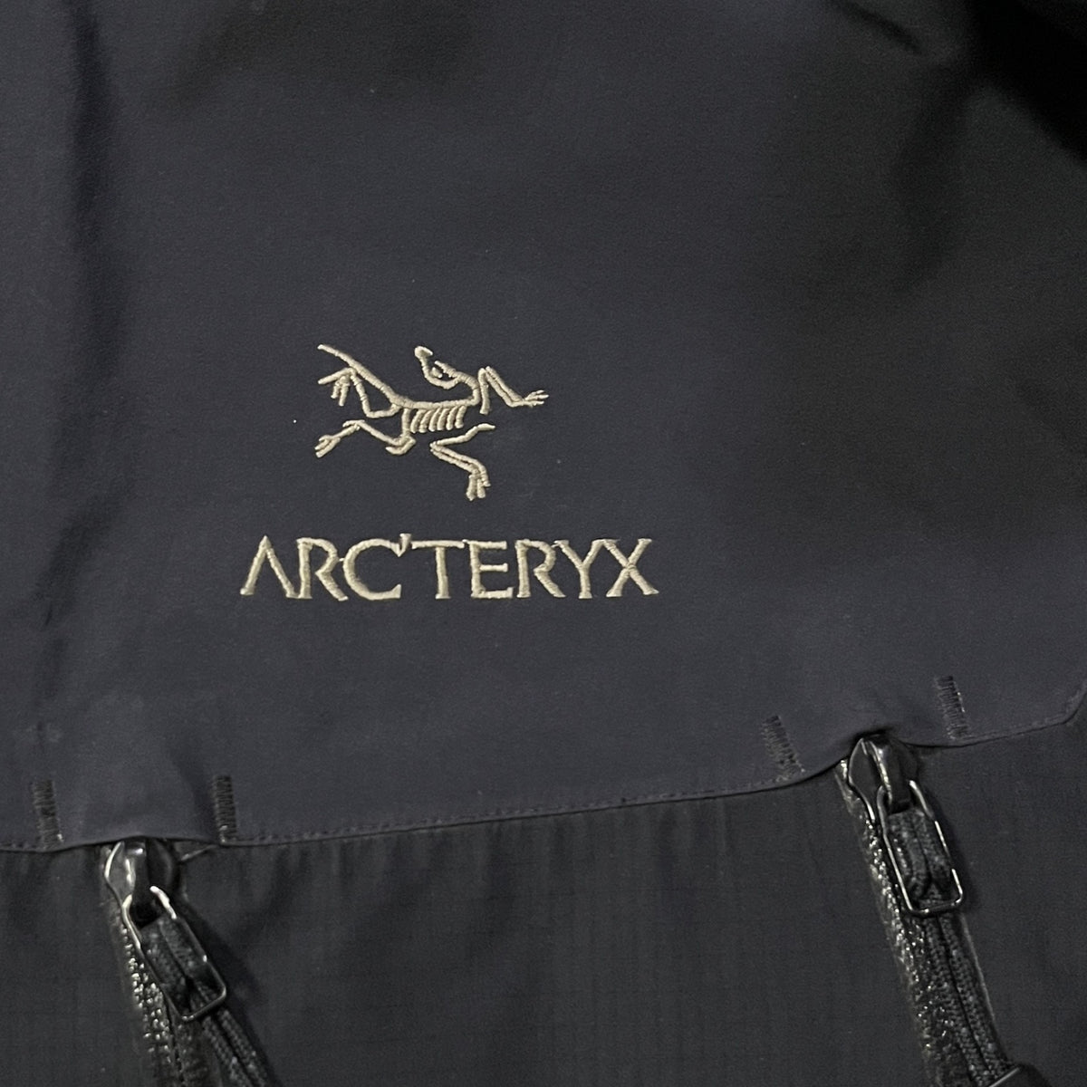 Arc'teryx Made in Canada Gore-Tex Jacket (XL)