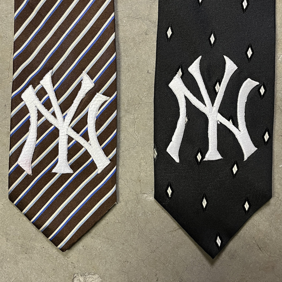 2 Vintage New York Yankees Ties
