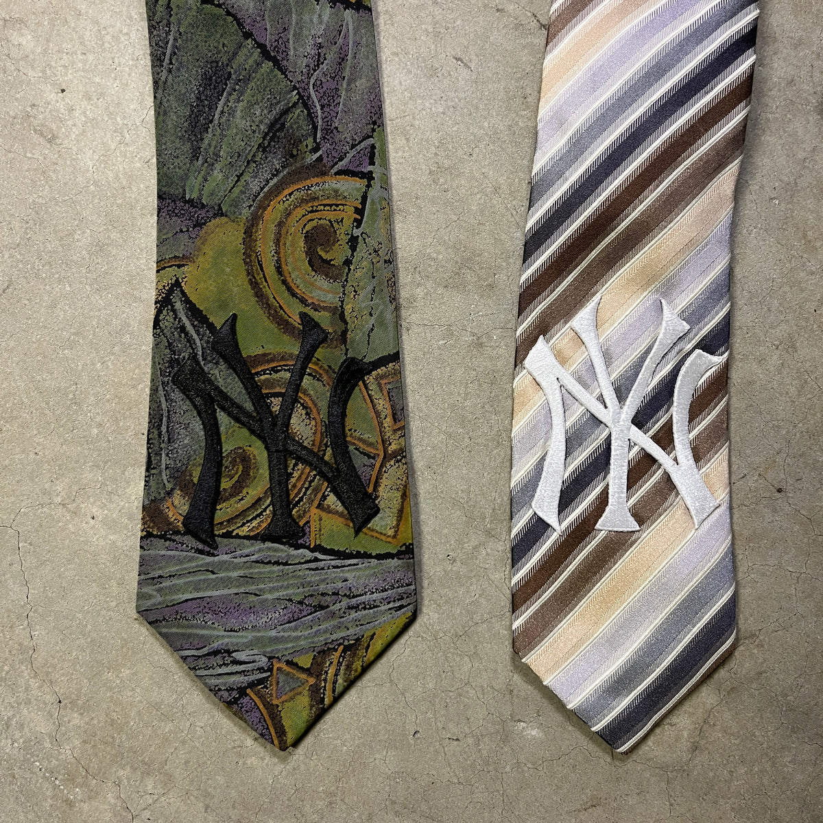 2 Vintage New York Yankees Ties