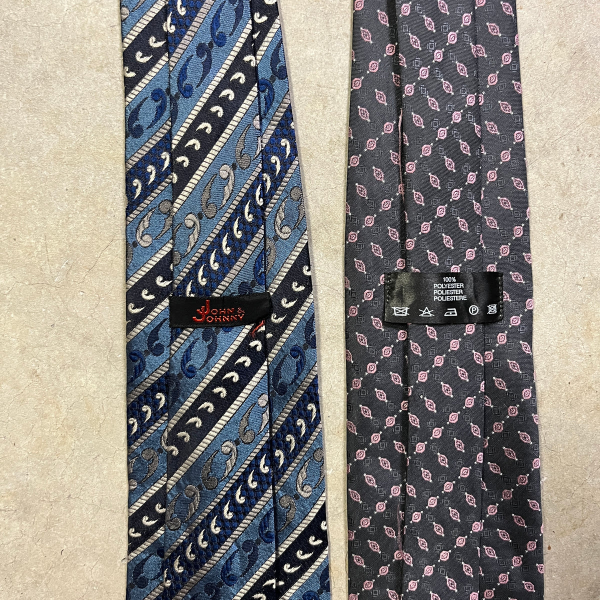 2 Vintage New York Yankees Ties