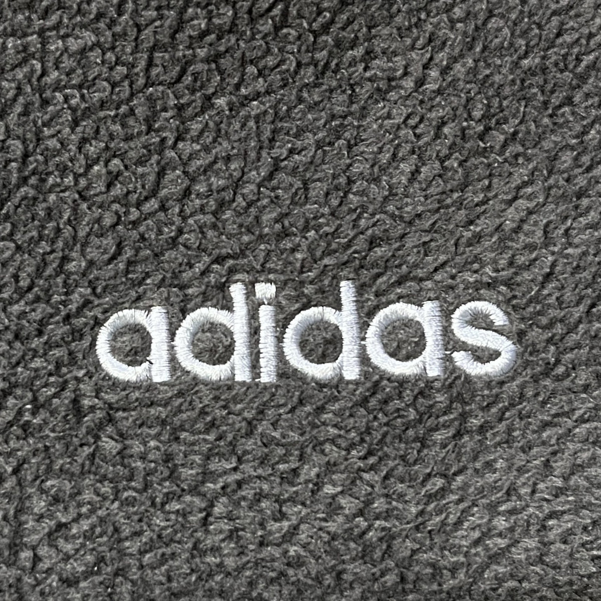 Vintage Adidas 1/4 zip Fleece (M)