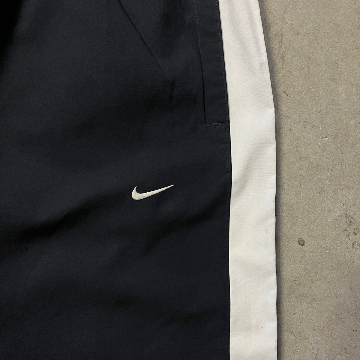 Vintage Nike Baggy Trackpant (M)