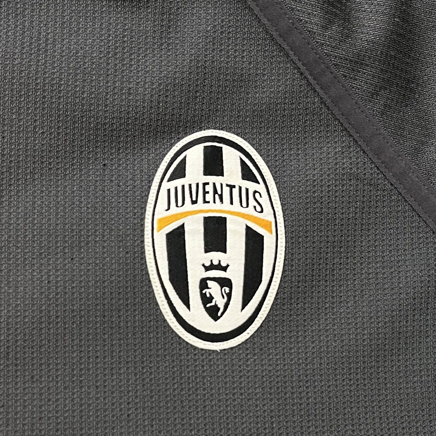 Vintage Nike X Juventus 2004-05 Zip-up Jacket (L)