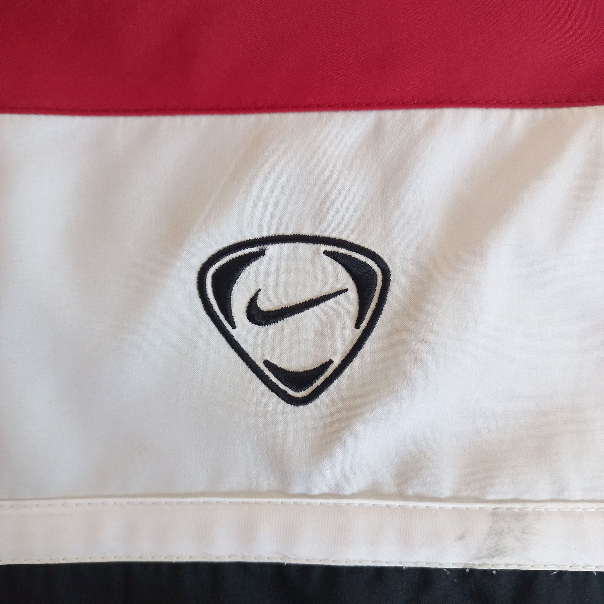 Veste de survêtement vintage Nike (Taille L)