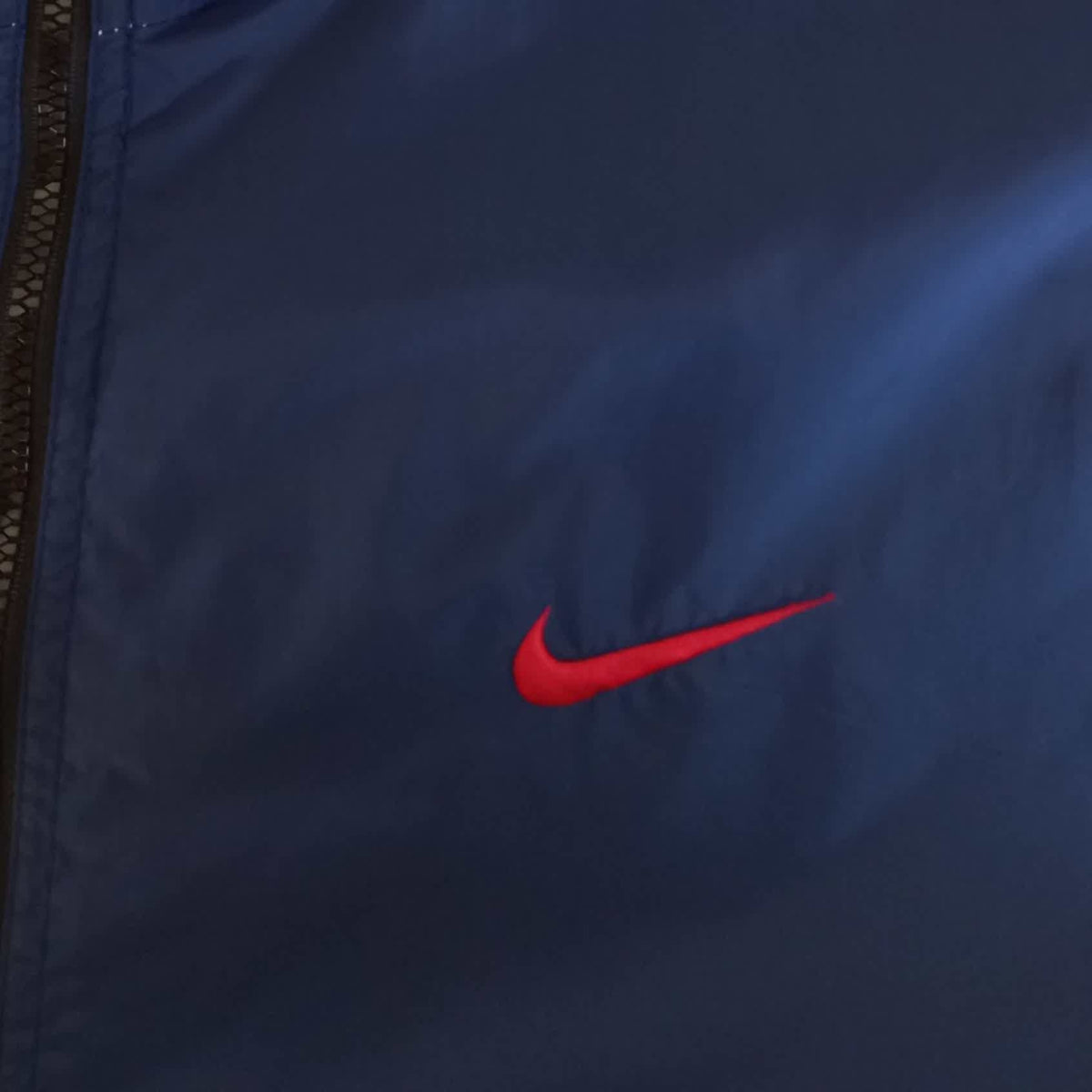 Veste de survêtement vintage Nike (Taille L)